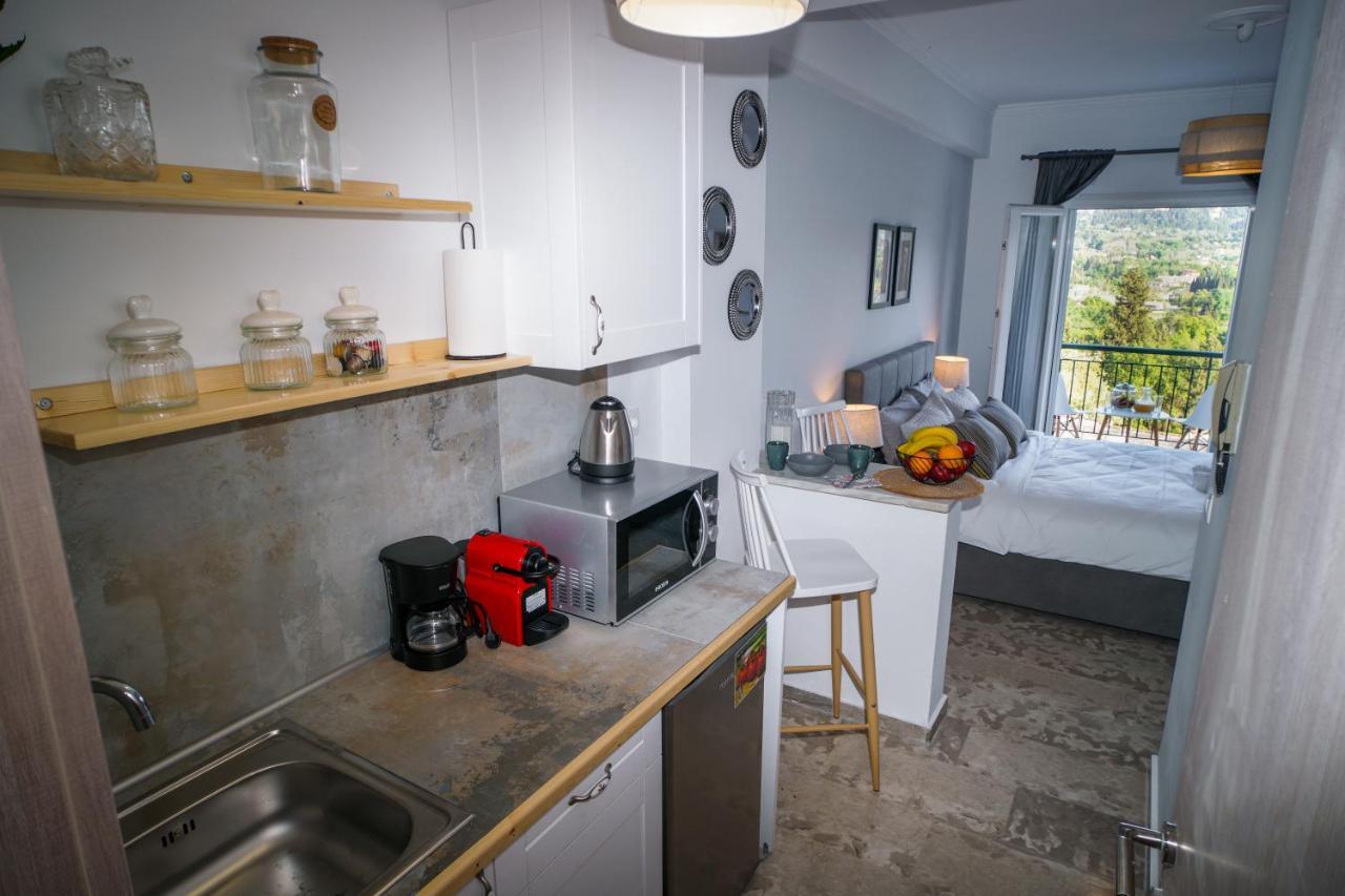 La Piccola Montagna Lejlighed Kynopiástai Eksteriør billede
