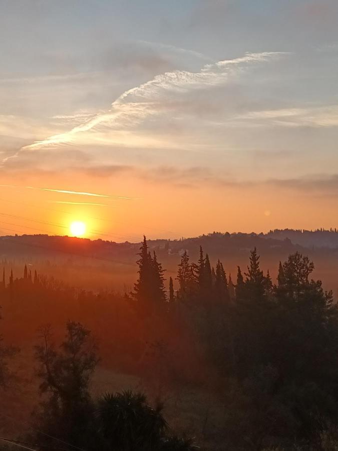 La Piccola Montagna Lejlighed Kynopiástai Eksteriør billede
